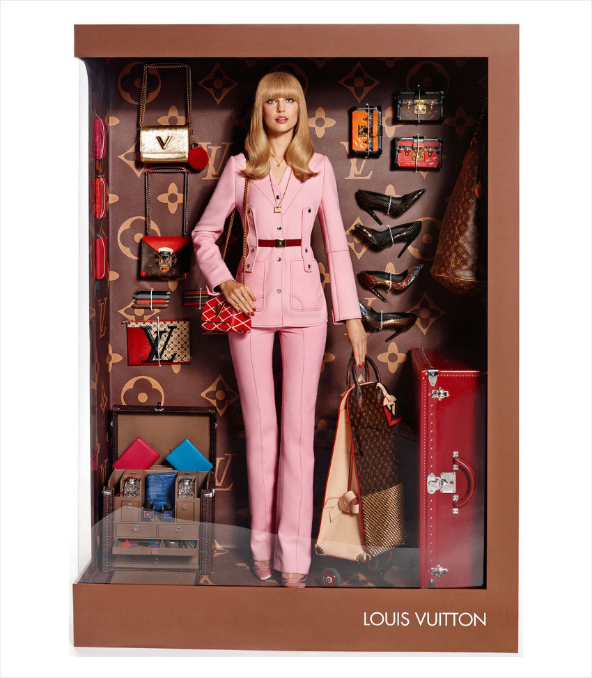 Vogue: Real-Life Models, or High-Fashion Dolls? LG Hom-Bot Vacuum Cleaner Campaigns of the World®
