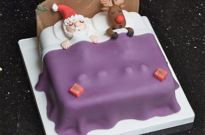 12 creative christmas cakes