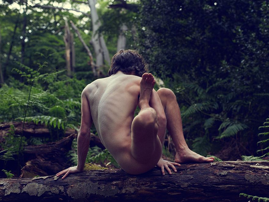 Mindblowing Images of Dancers In Nature captured by a Swedish Photographer. Campaigns of the World®