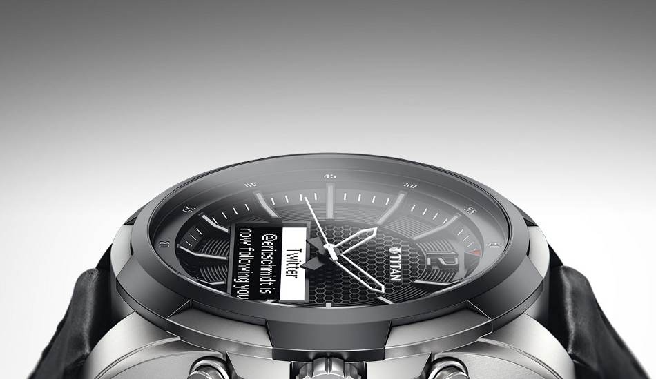 Titan- JUXT-smartwatch-1