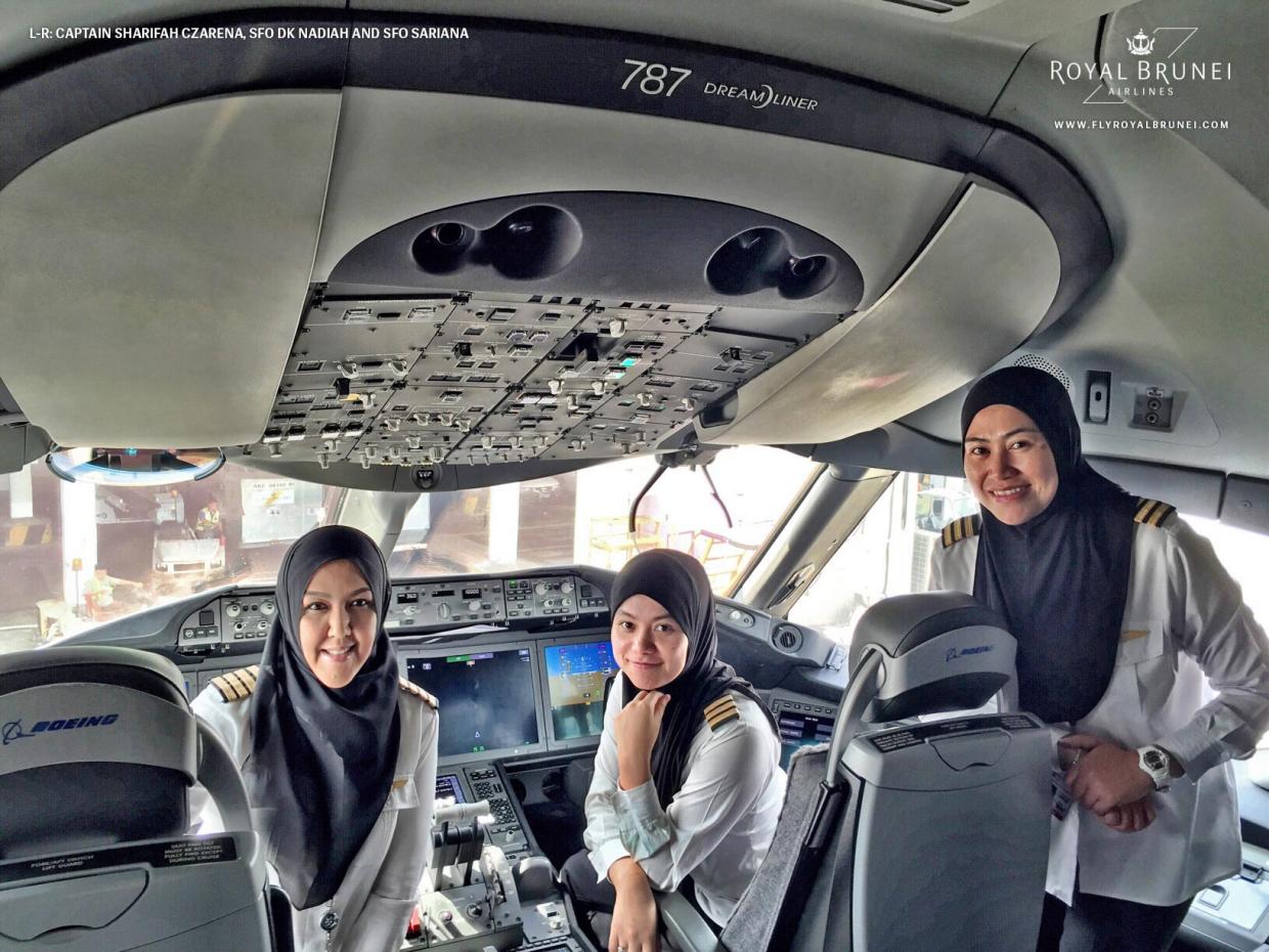 All-female flight crew lands plane in country where they can't drive a car Campaigns of the World®