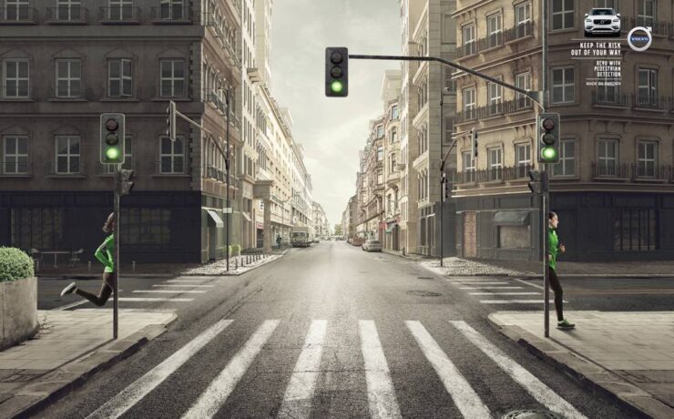 Volvo XC90 Volvo Pedestrian and Cyclist Detection 1 cotw