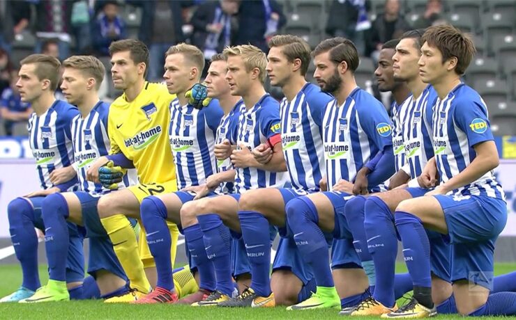 Hertha #TakeAKnee